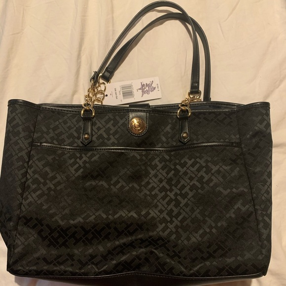 Tommy Hilfiger purse - Picture 1 of 4